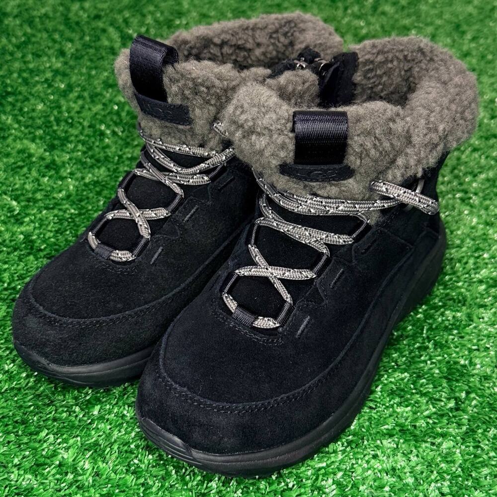 UGG Terretrail Cozy Lace Kids Boot K13 Black Waterproof Suede Winter Boots